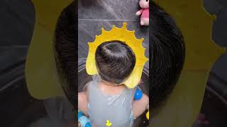 Are you struggling with a baby who hates hair washing? Baby Bath Hat is the solution! #babycare