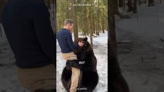クマの襲撃から生き延びる方法🐻