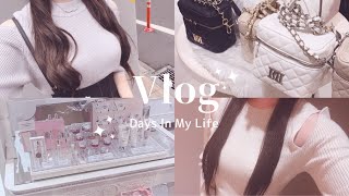 ［vlog] Three Days of Shopping and Otaku Activities for Mass-Produced Girls | Esther Bunny | Shinjuku