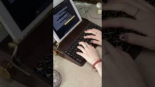 YUNZII QL75 typewriter keyboard  #keyboard #desksetup #mechanicalkeyboard #keycaps #yunzii