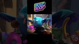 POV: You’re the Happy Meal 🍟 and the pigeon’s the Uber driver 🐦😂 | Beep Boop Animated Series