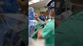 Surgeon SPIN は手術前にどのようにして無菌状態を維持するのでしょうか?