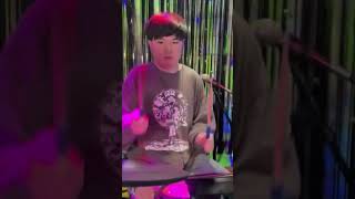 ストリートドラマーなおひろ#アンダーヒロイン #ドラム #shorts