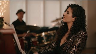 LAILA BIALI - Winter Waltz (Wintersongs)